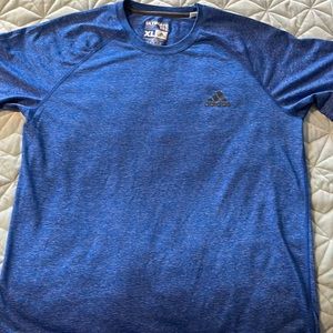 Men’s ultimate tee Adidas size XL